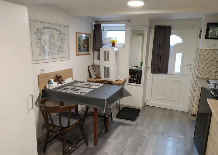 Agape Mini * Balatonalmádi